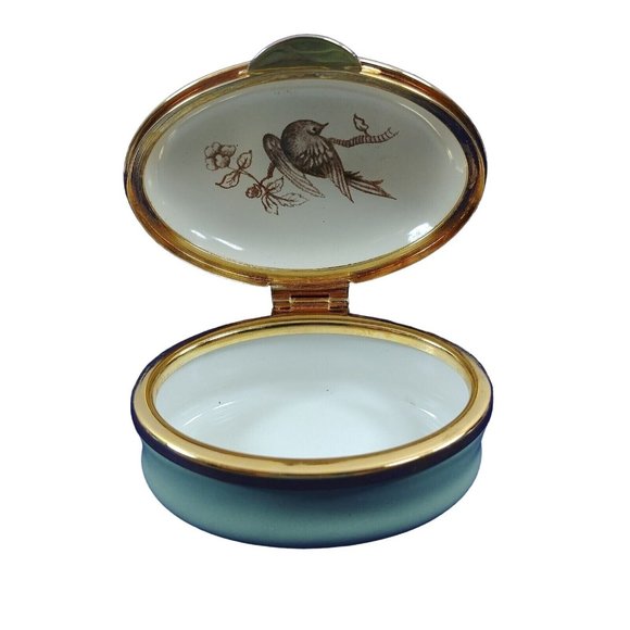 Pill Box Staffordshire Enamels "Old Hall" Collection with Hinged Lid - Picture 9 of 9